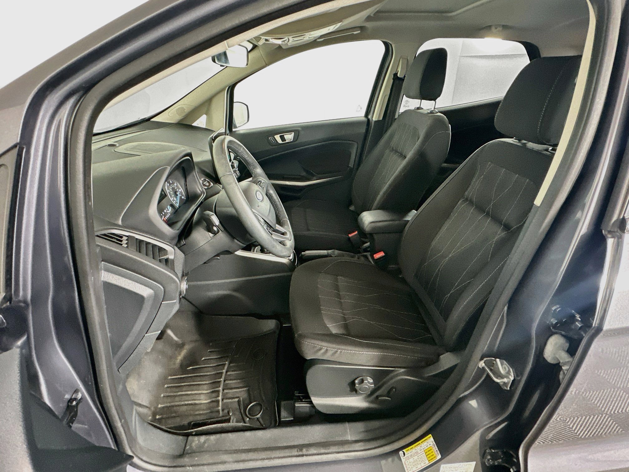 Used 2018 Ford EcoSport SE w/ SE Convenience Package FWD image 13