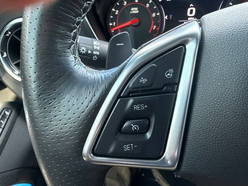 Used 2020 Chevrolet Camaro SS RWD image 21
