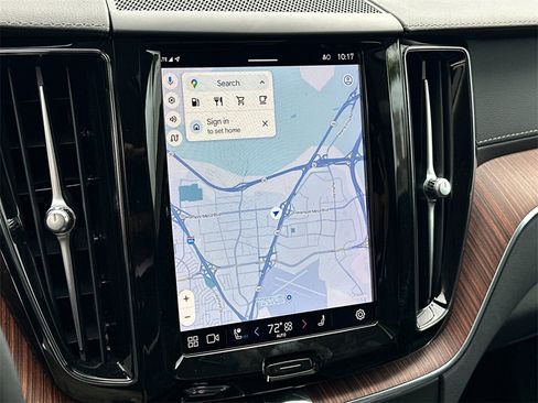 Certified 2023 Volvo XC60 B5 Ultimate image 18