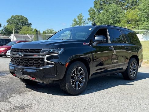 Used 2021 Chevrolet Tahoe Z71 w/ Z71 Off-Road Package AWD/4WD image 3