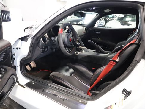Used 2017 Dodge Viper ACR w/ Extreme Aero Package image 15