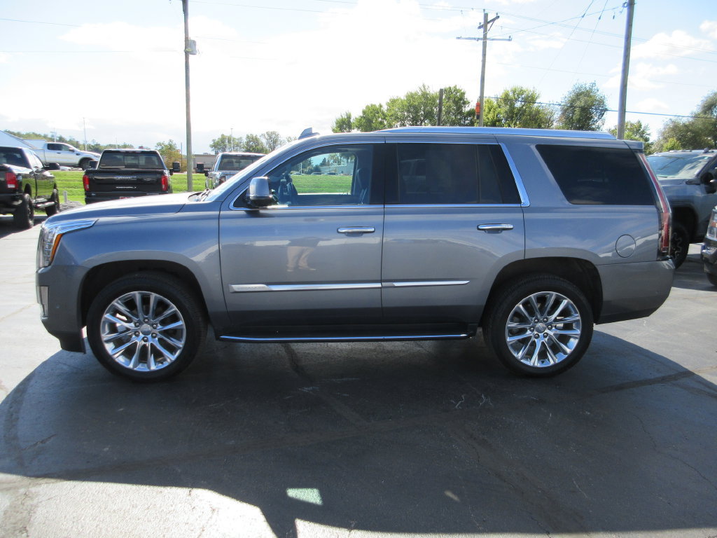 Used 2020 Cadillac Escalade Luxury AWD/4WD image 9