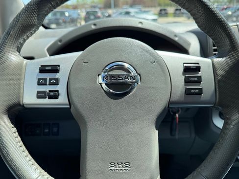 Used 2019 Nissan Frontier SL AWD/4WD image 22