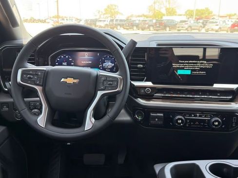 New 2026 Chevrolet Silverado 1500 LT w/ Z71 Off-Road Package image 29