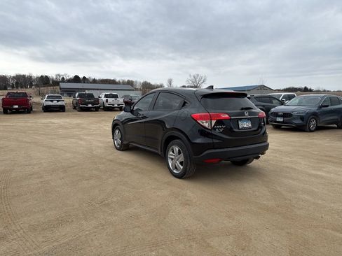 Used 2019 Honda HR-V EX image 5
