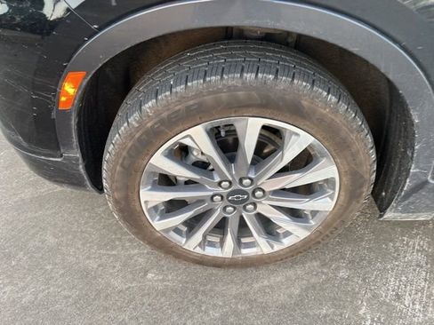 Used 2022 Chevrolet Blazer Premier image 3