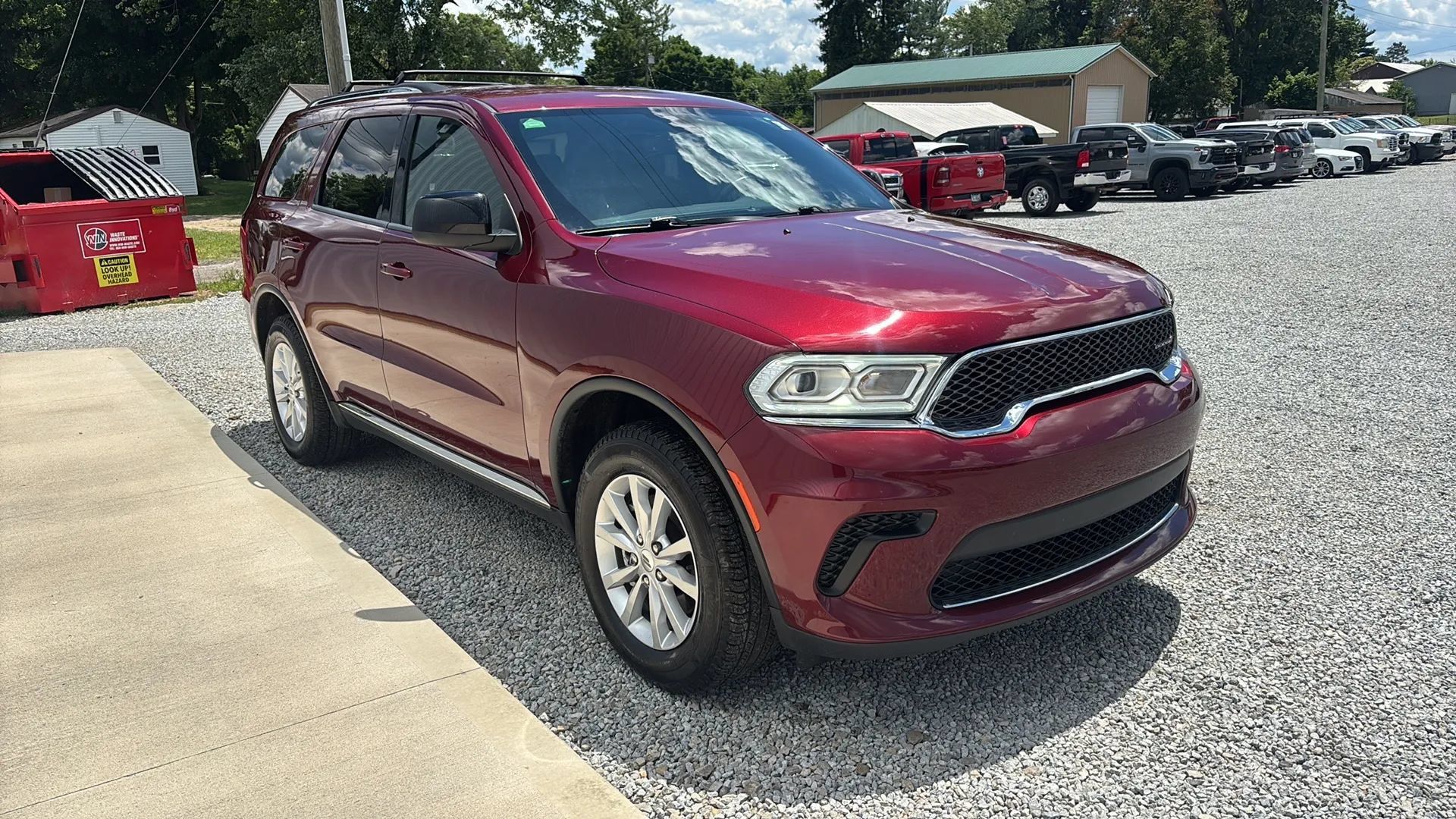 Used 2023 Dodge Durango SXT AWD/4WD image 11