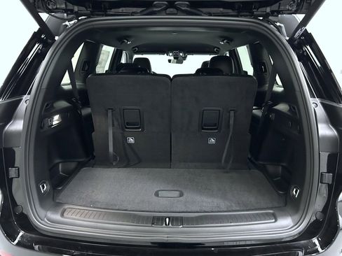 New 2025 Jeep Grand Cherokee L Limited w/ Black Appearance Package image 15