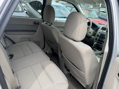 Used 2011 Ford Escape 2WD Hybrid image 12