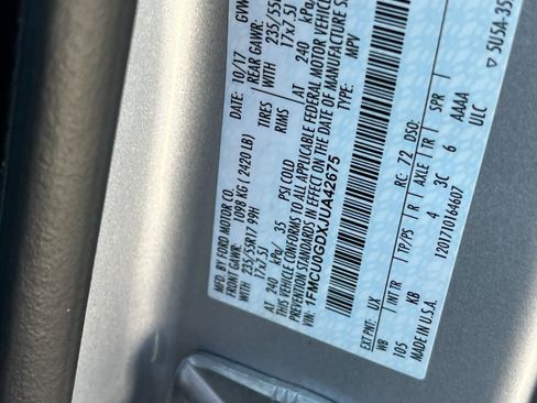 Used 2018 Ford Escape SE FWD image 31