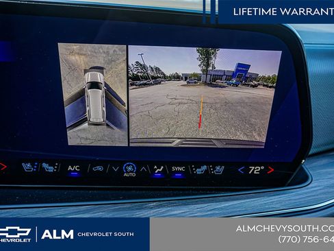 New 2026 Chevrolet Suburban Premier RWD image 38