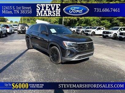 Used 2024 Volkswagen Atlas Cross Sport SE w/ Panoramic Sunroof Package