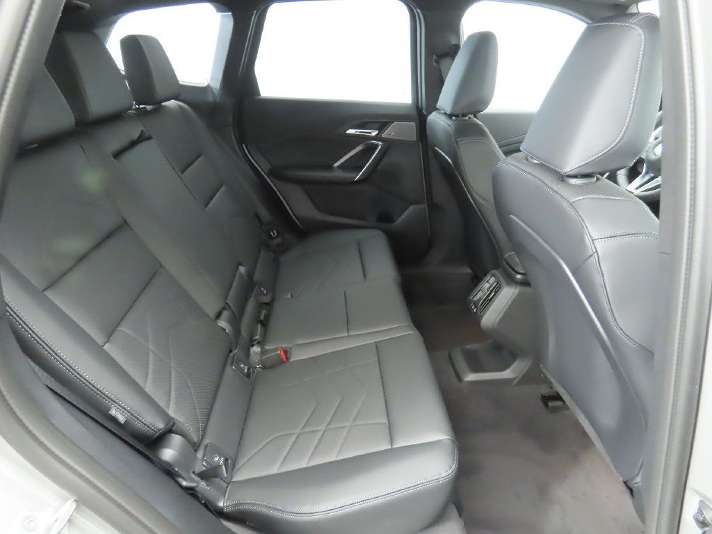 Certified 2026 BMW X1 xDrive28i w/ Technology Package AWD/4WD image 23