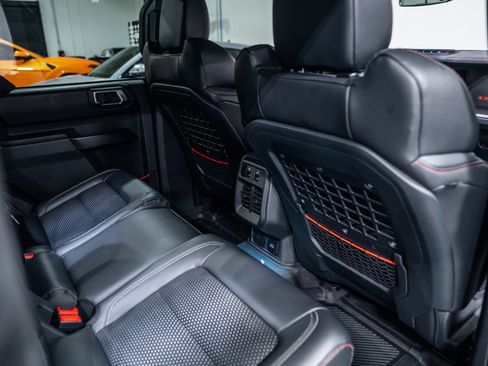 Used 2025 Ford Bronco Raptor AWD/4WD image 23