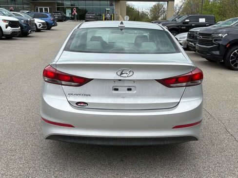 Used 2017 Hyundai Elantra SE w/ SE A/T Tech Package 03 FWD image 6