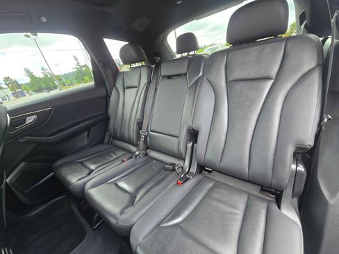 Used 2023 Audi Q7 2.0T Premium Plus w/ Premium Plus Package AWD/4WD image 17