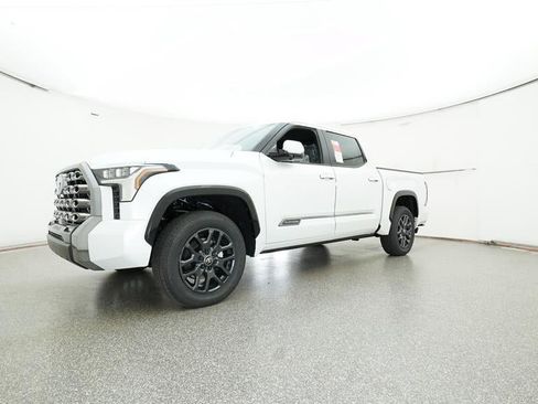 New 2025 Toyota Tundra Platinum image 39