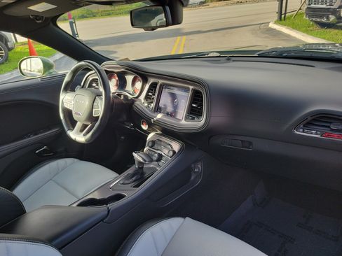 Used 2023 Dodge Challenger SRT Hellcat RWD image 15