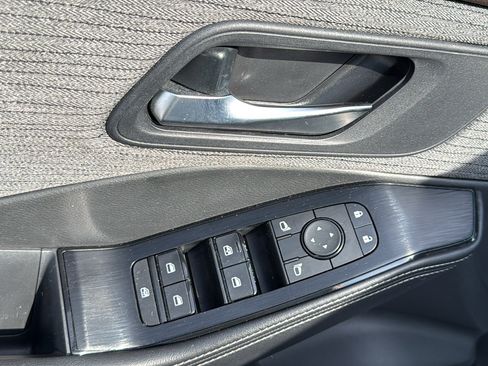 Certified 2022 Nissan Rogue SV AWD/4WD image 7