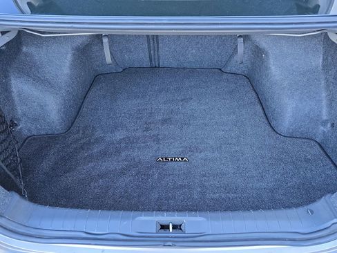 Used 2013 Nissan Altima 2.5 SL w/ Technology Pkg image 14