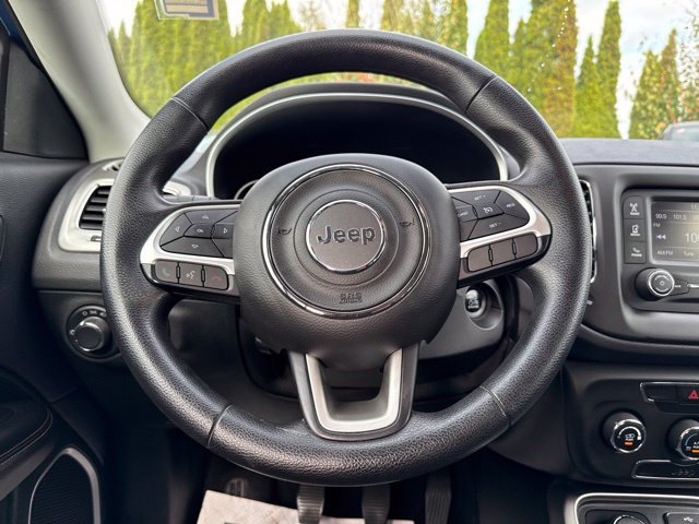 Used 2018 Jeep Compass Sport AWD/4WD image 19