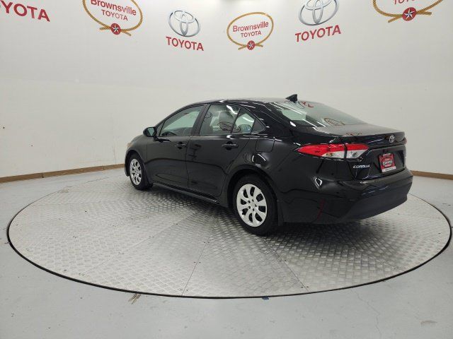 Certified 2026 Toyota Corolla LE FWD image 6
