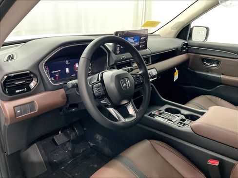 New 2026 Honda Pilot Touring image 9
