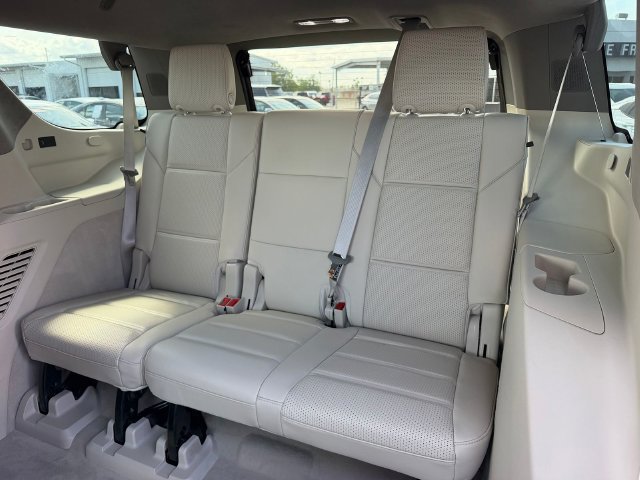 New 2026 Cadillac Escalade Platinum Sport AWD/4WD image 9
