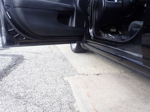 Used 2013 Dodge Avenger SE FWD image 10