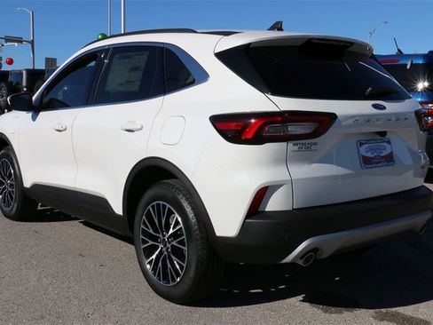 New 2025 Ford Escape SE image 7