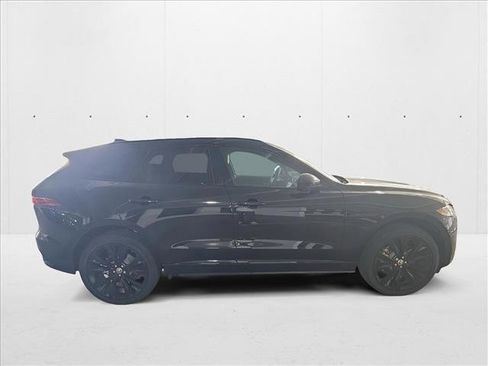 New 2026 Jaguar F-PACE R-Dynamic S image 4