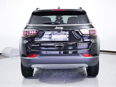 New 2025 Jeep Compass Limited image 10