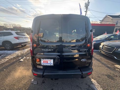 Used 2020 Ford Transit Connect XL image 5
