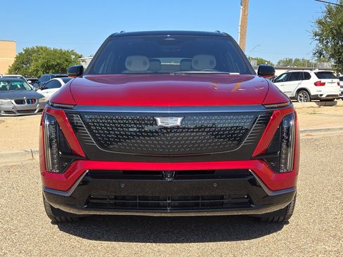 New 2026 Cadillac Vistiq Sport w/ LPO, Floor Liner Package image 10