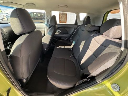 Used 2019 Kia Soul image 33