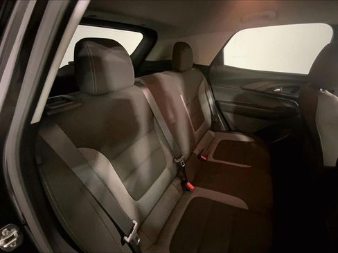 Used 2025 Chevrolet TrailBlazer LT AWD/4WD image 25