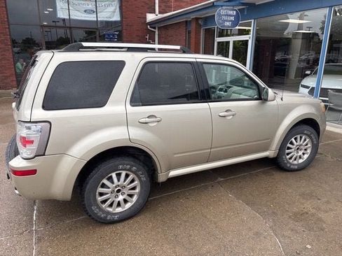 Used 2010 Mercury Mariner Premier FWD image 11