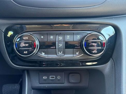 Certified 2023 Buick Encore GX Select w/ Safety Package II image 23