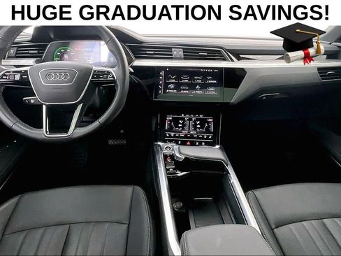 Used 2024 Audi Q8 e-tron Premium Plus w/ Premium Plus Package AWD/4WD image 19