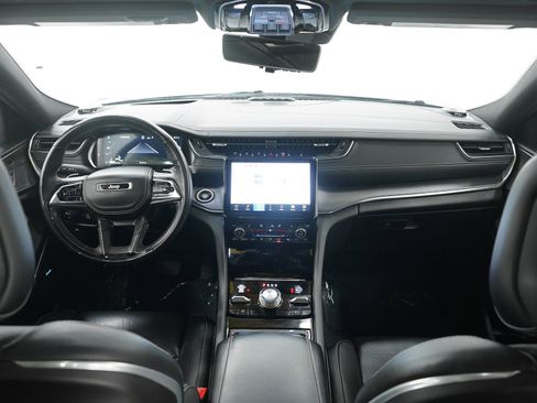 Used 2023 Jeep Grand Cherokee Overland w/ Advanced Protech Group III image 14