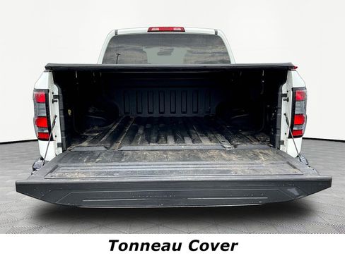 Used 2022 Nissan Frontier S w/ Technology Package AWD/4WD image 7