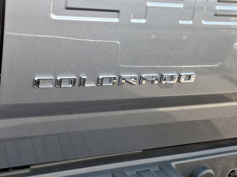 Used 2022 Chevrolet Colorado LT w/ LT Convenience Package image 29