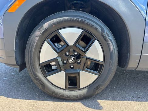 Certified 2026 Hyundai Santa Fe SEL FWD image 36