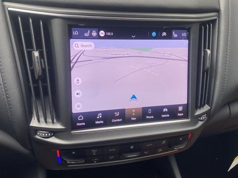 New 2024 Maserati Levante Trofeo image 34