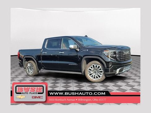 Used 2025 GMC Sierra 1500 Denali Ultimate AWD/4WD image 1