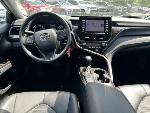 Used 2023 Toyota Camry SE FWD image 13