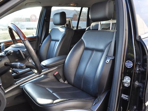 Used 2010 Mercedes-Benz GL 450 4MATIC image 9