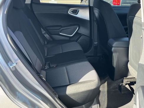 Used 2023 Kia Soul LX w/ LX Technology Package image 20