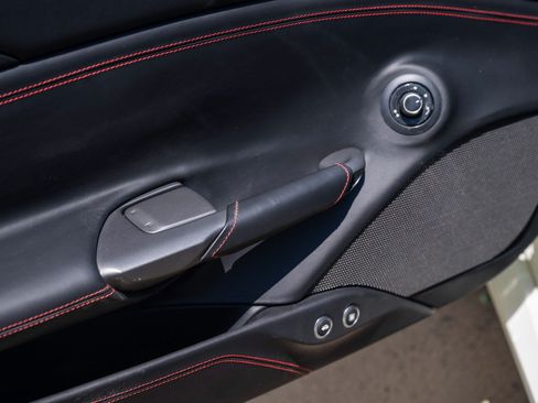 Used 2018 Ferrari 488 Spider RWD image 28
