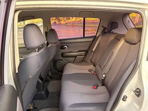 Used 2007 Nissan Versa 1.8 S w/ Convenience Pkg image 14